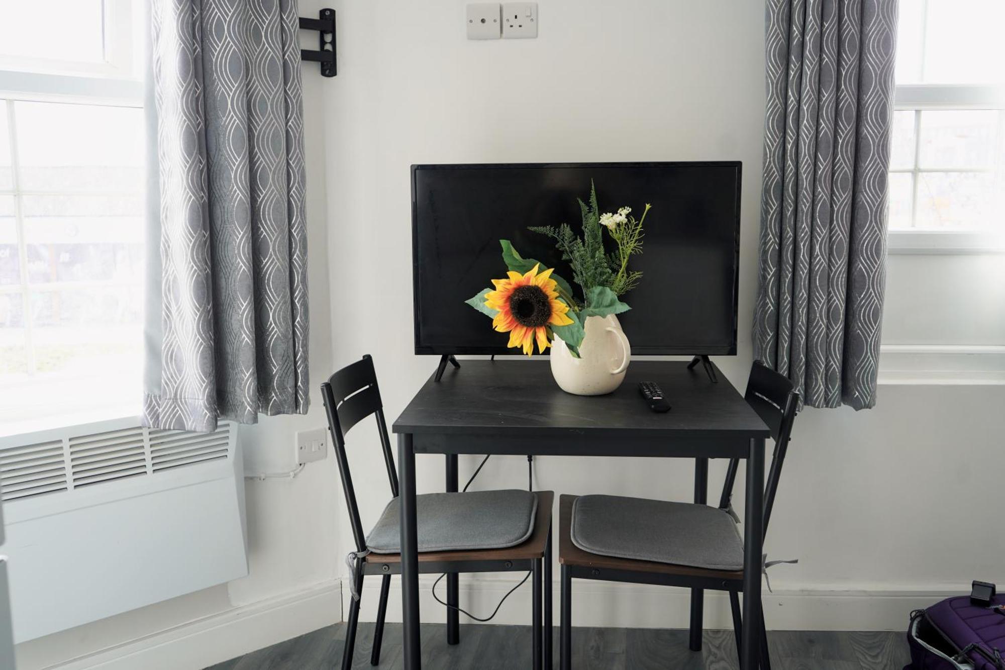 Bright And Spacious Studio In Central Birmingham Zewnętrze zdjęcie